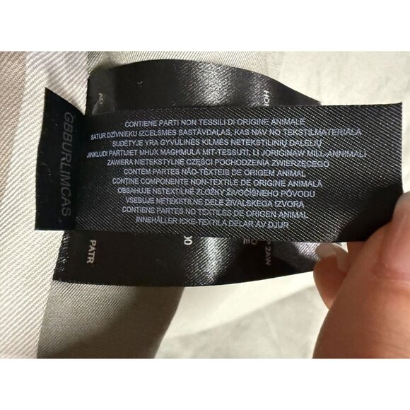 Burberry Beige Cotton Trench Coat With Button Closure & Belted Back - Picture 15 of 16